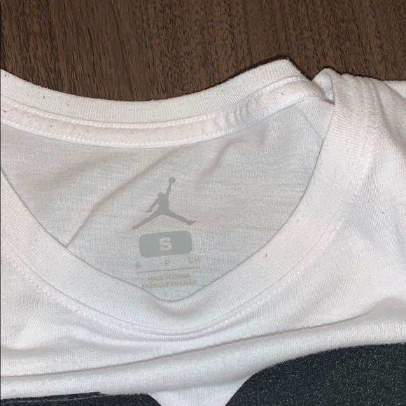 Jordan Athletic Tee Shirt - Picture 3 of 3